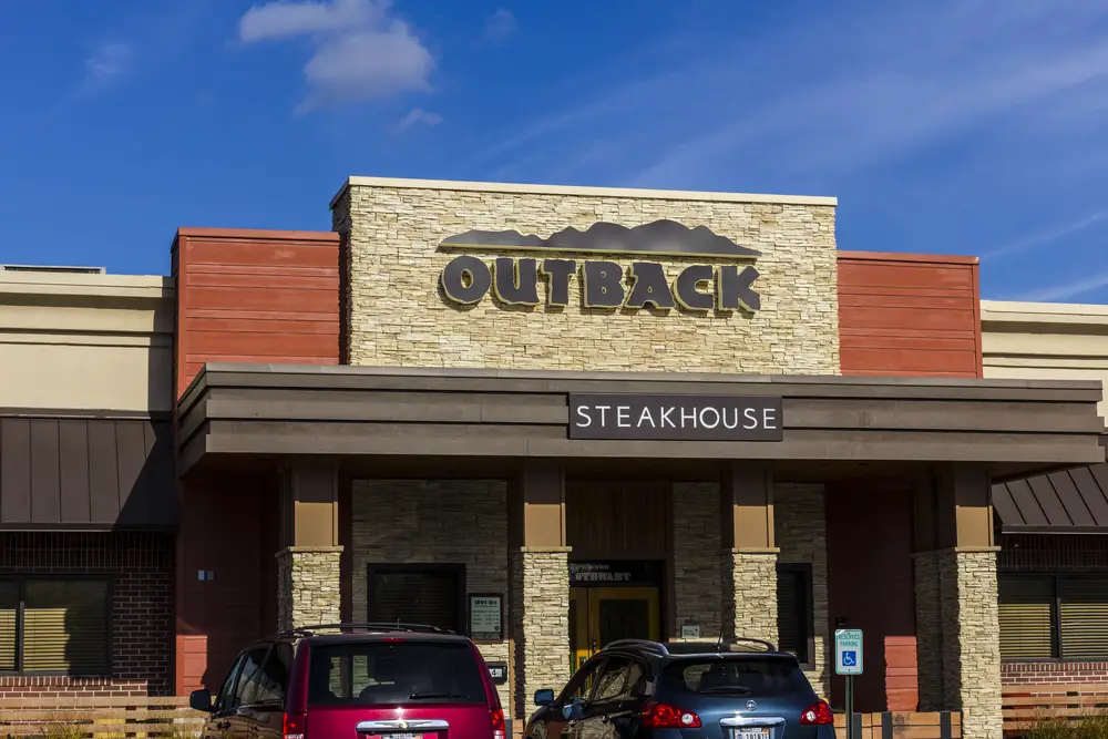 outback steakhouse discount for seniors